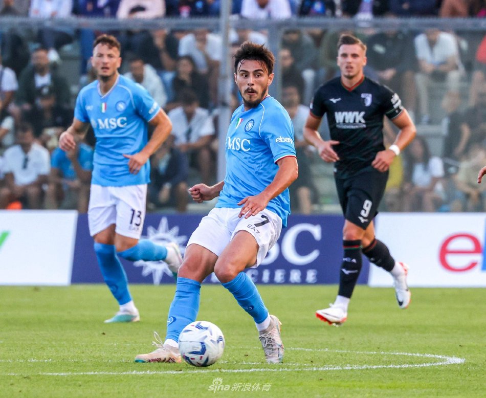 纳球员个体 纳球员个体