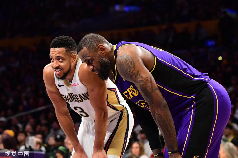 球男女队携 球男女队携