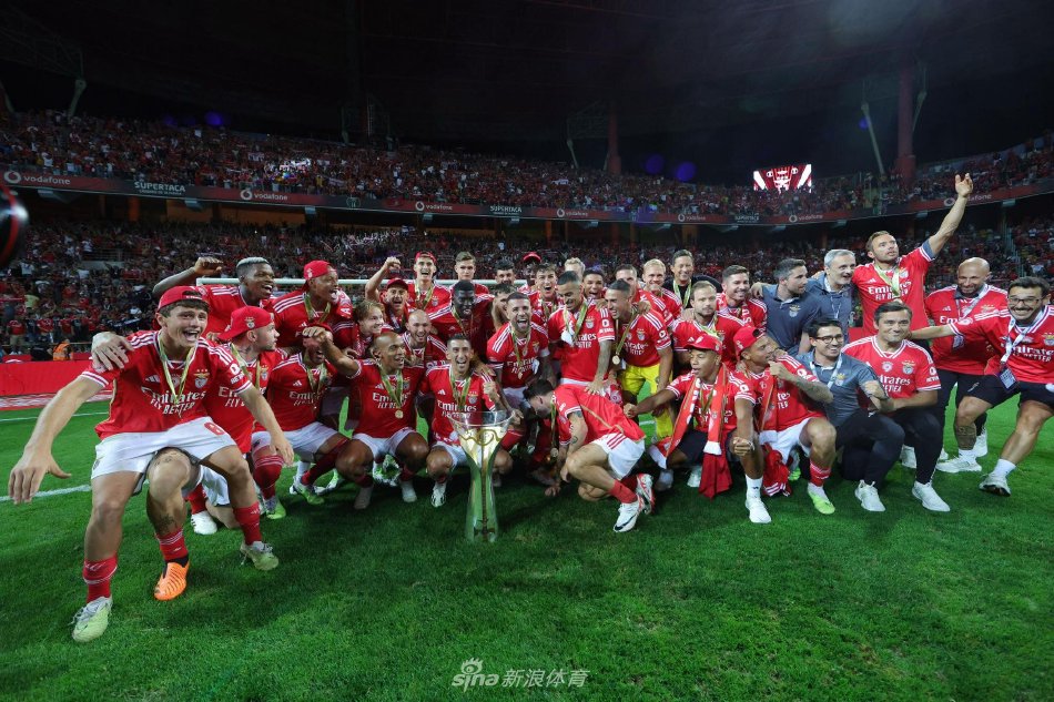 展现韧性 展现韧性