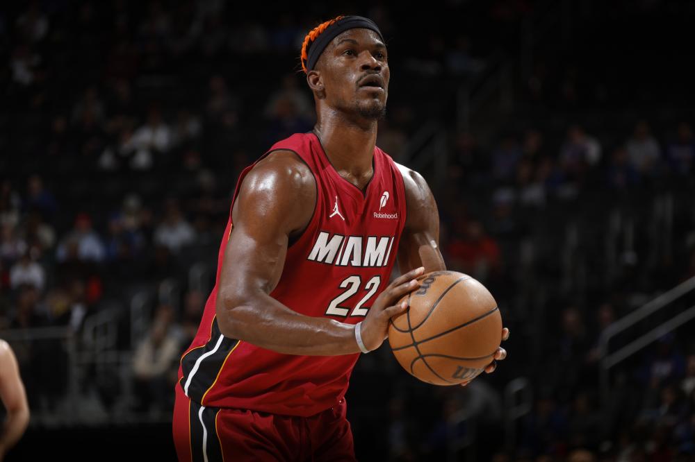 周天成以其 周天成以其